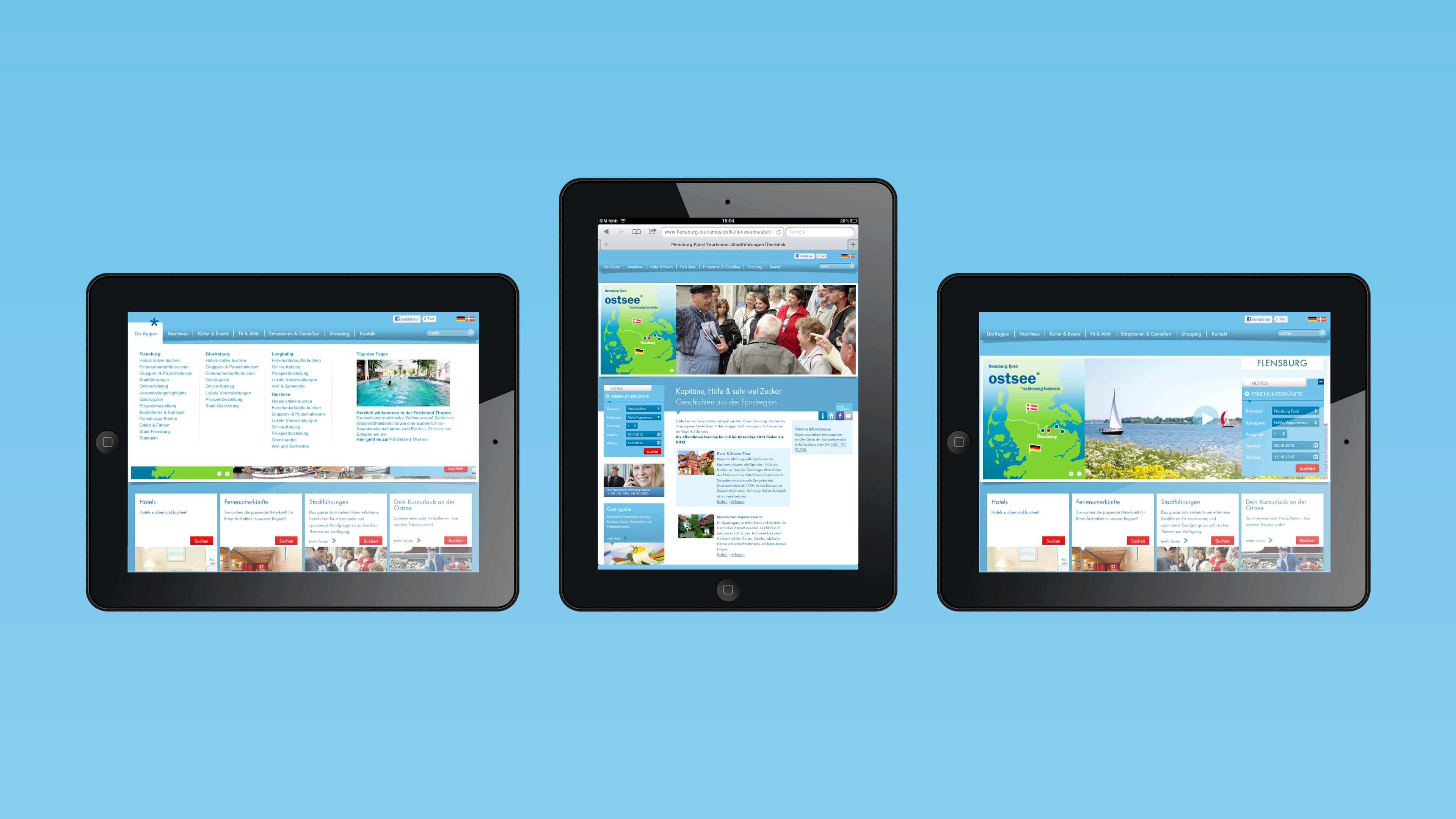 Drei Tablets zeigen Website flensburg-fjord.de vor blauem Hintergrund