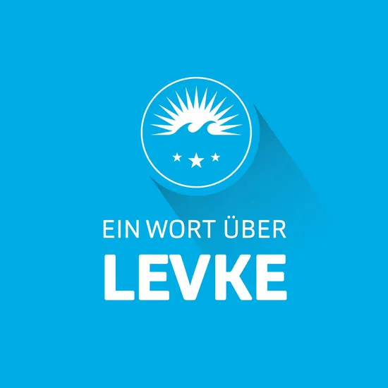 Das HOCHZWEI Logo vor einem blauen Hintergrund mit der Beschriftung: Ein Wort über Levke.