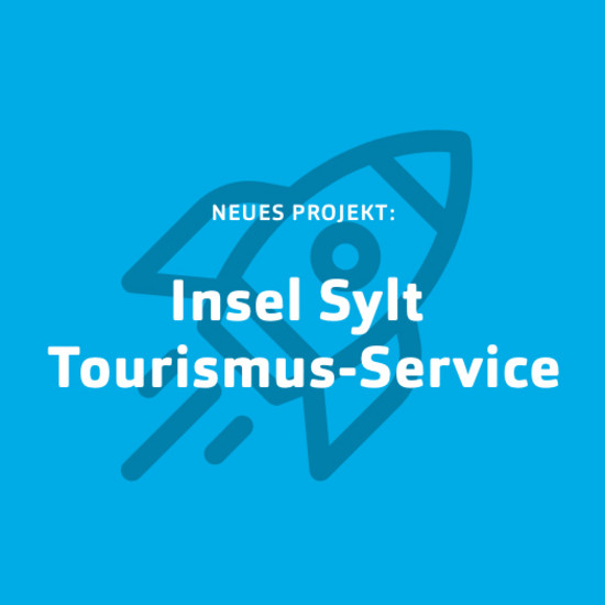 Blaue Kachel für neues Projekt Insel Sylt Tourismus Service