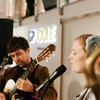 Musiker treten auf bei einer Veranstaltung bei GP Joule