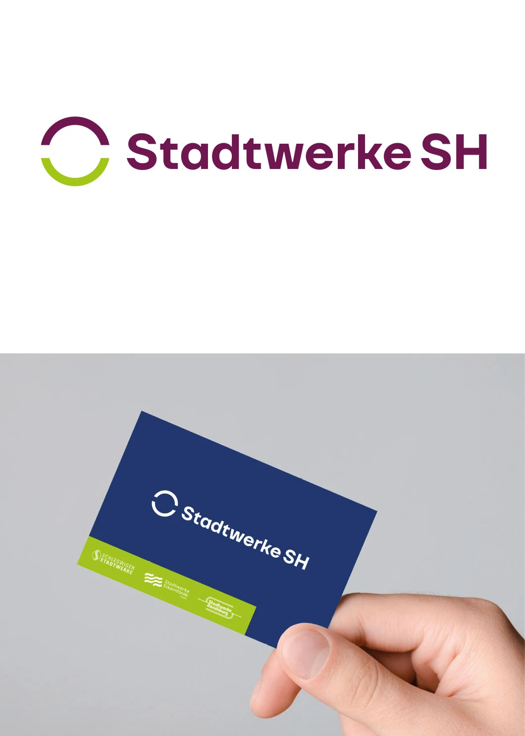 Blaue Visitenkarten von den Stadtwerken