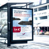 Reklameschild neben Bushaltestelle zeigt Werbung für Sonderborg Airport 