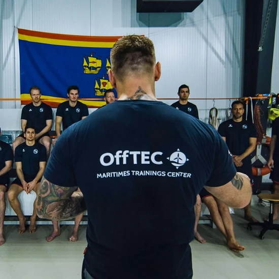 Offtec-Mitarbeiter und Mannschaft der SG Flensburg-Handewitt