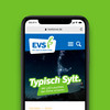 Smartphone zeigt Website von EVS mit Sternenbild in Syltform und Text 