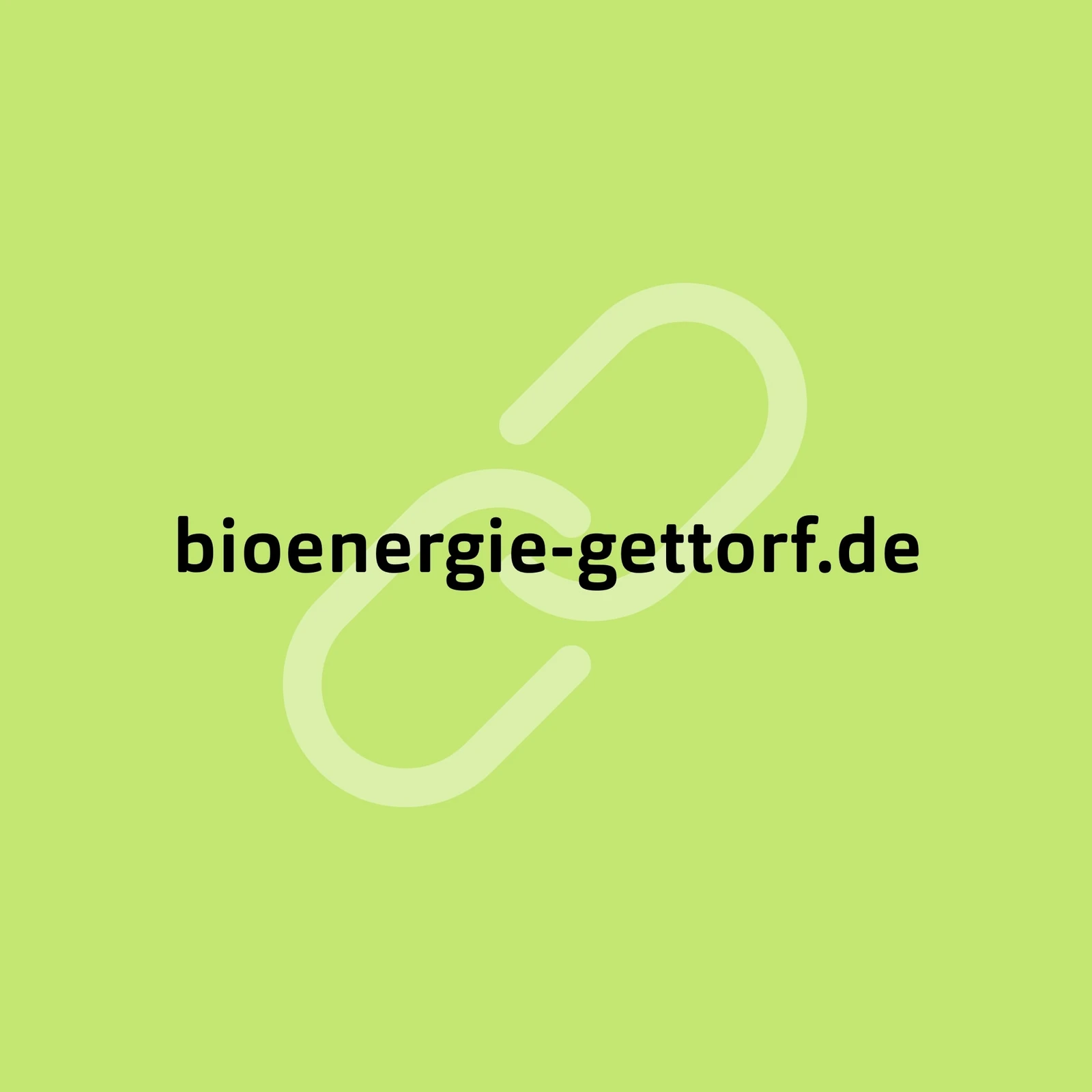Schwarzer Schriftzug bioenergie-gettorf.de vor grünem Hintergrund
