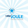 Blaues mini Joule Logo mit gestreiften Hintergrund
