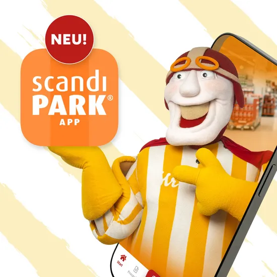 Mr Scandi hält das ScandiPark Logo