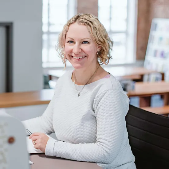 HOCHZWEI Mitarbeiterin Rebecca