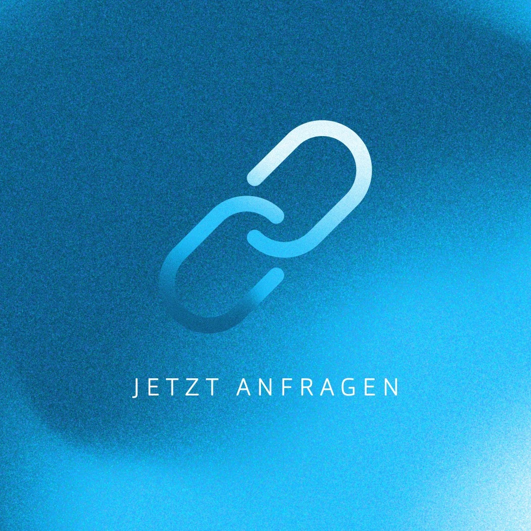 h2_einblicke_jetzt_anfragen.jpg Blauer Hintergrund und Linkzeichen: Schriftzug Jetzt anfragen