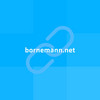 Weiße URL bornemann.net vor blauem Hintergrund